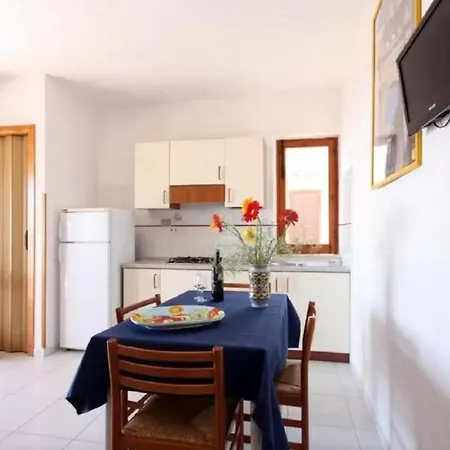 Apartment In Mit Terrasse, Grill Und Garten Sciacca